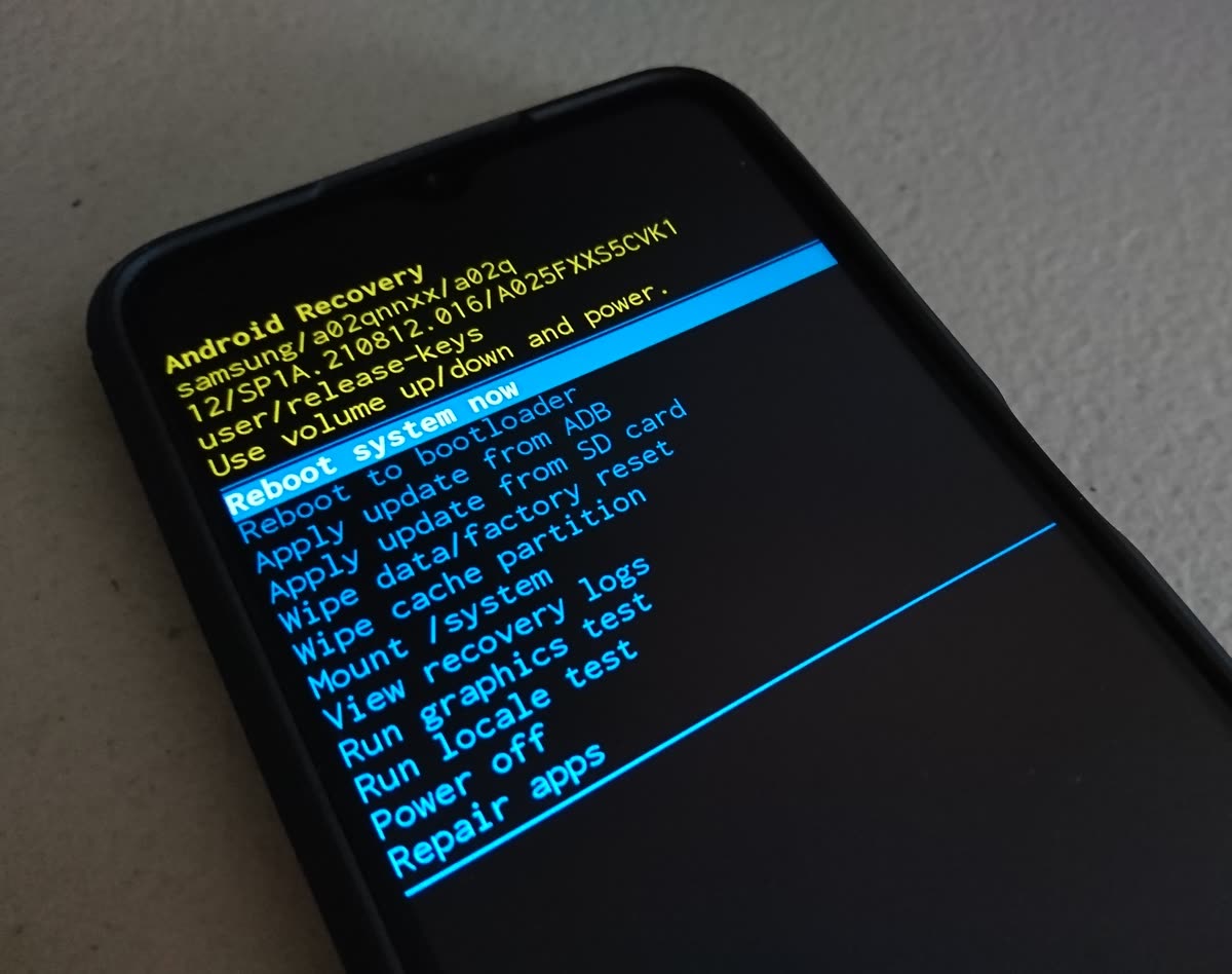 Android System Recovery (Galaxy A02s, Android 12) — 비밀번호 잊었을 때 — 복구모드 버튼 순서