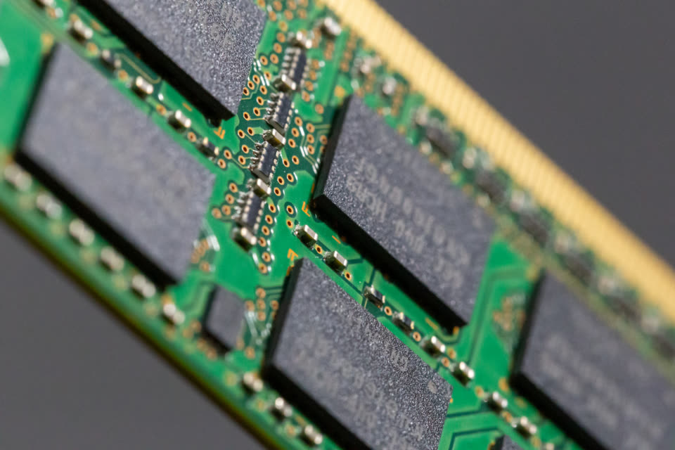 Computer Ram — 폰값 인상, 램 공급 부족이 만든 구조적 이유