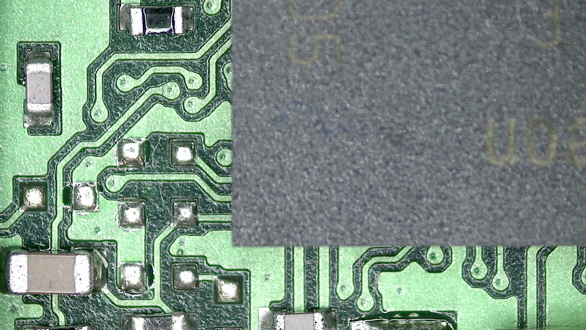 Electronics PCB circuit board 006 (51132995010) — 스마트폰용 D램·낸드, 실제로 오른 폭